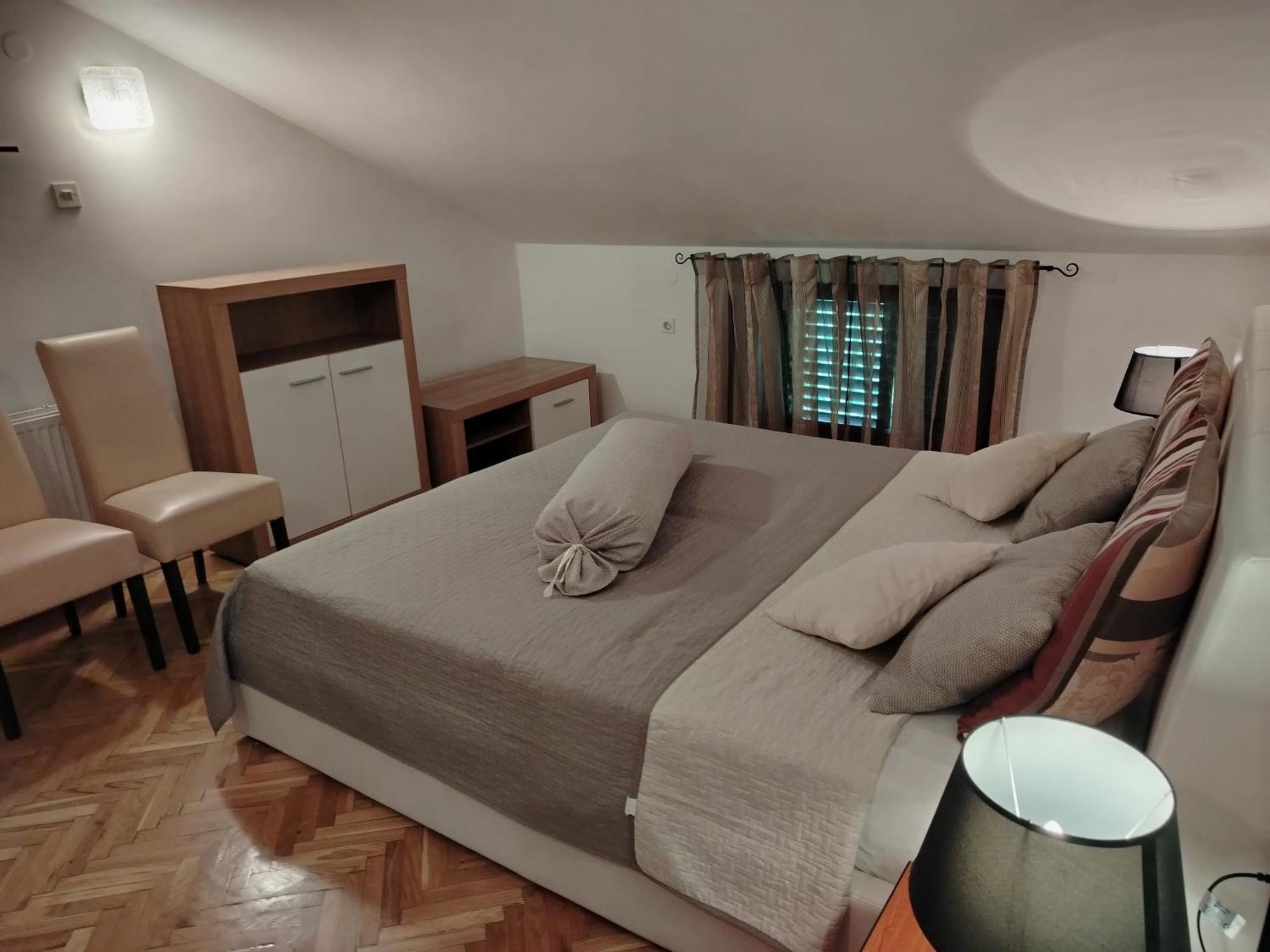 Apartments Antonija Малинська Екстер'єр фото